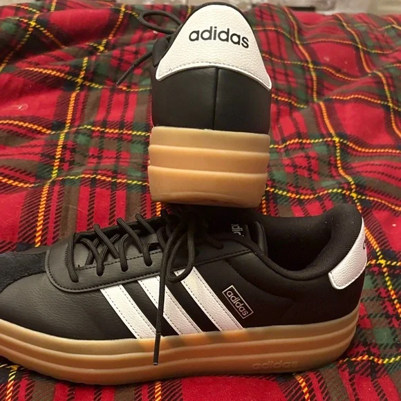 Adidas Black and White Sneakers VL Court Bold - Picture 3 of 7